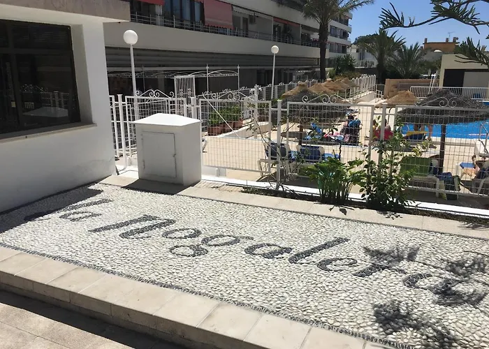 Nogalera Τορρεμολίνος